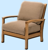 кресло деревянное